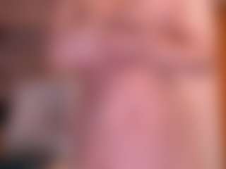 Tilly MILF webcam performer live streaming