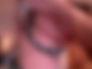 Tilly MILF webcam performer live streaming