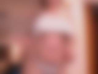 Live cam show with Tilly - Interactivetoy Mature on Camsoda