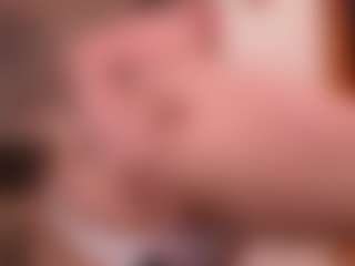 Tilly MILF webcam performer live streaming