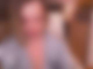 Live cam show with Tilly - Ass Bouncing on Soda Cam