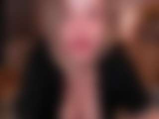Live cam show with Tilly - Blonde Hair Amateur on Camsoda