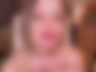 Live cam show with Tilly - Dildo Or Vibrator MILF on fapnchat