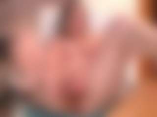 Live cam show with Tilly - Shaved Pussy Mature on livesuperchat.net