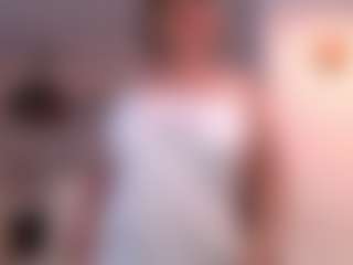 Live cam show with Tilly - Middle Aged on sexytreat.net