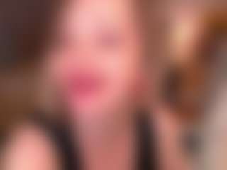 Live cam show with Tilly - Handjob on hotwifechat.live