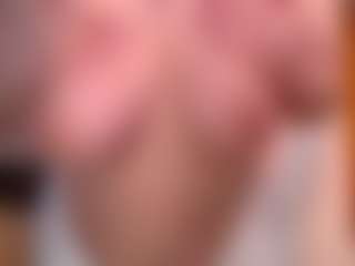 Live cam show with Tilly - BBW MILF on StripNow