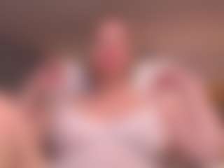Live cam show with Tilly - Blonde Hair Amateur on Camsoda