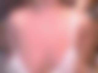 Spettacolo in cam dal vivo con Tilly - Dildo Mature su Camsoda
