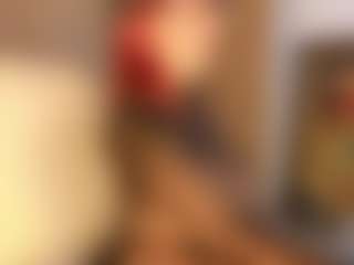 Live cam show with amber-disney - MILF on MyBangCams