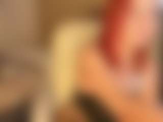 Live cam show with amber-disney - Wife on SxyPornLive