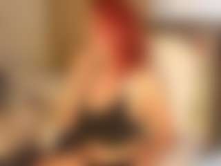 Live cam show with amber-disney - MILF on friskycurves.com