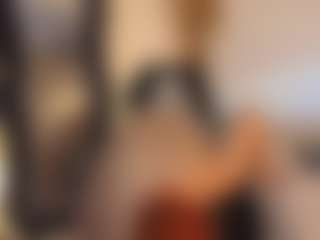 Live cam show with amber-disney - Middle Aged on Camming Site