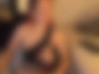 Live cam show with amber-disney - Mature on sexylivex.com
