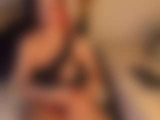 Live cam show with amber-disney - Bedroom Red Hair on Hubzter Live