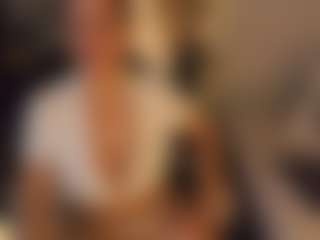 Live cam show with amber-disney - Red Hair Squirt on milfzrlive.com