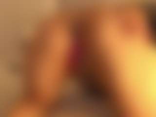 Live cam show with amber-disney - Mature on crypto-cams