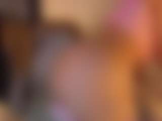Live cam show with amber-disney - Bedroom Mature on Camsoda