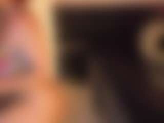 Live cam show with amber-disney - Thick on crypto-cams