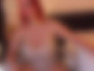 Live cam show with amber-disney - Wife on Livezox