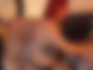 Live cam show with amber-disney - Middle Aged on crypto-cams
