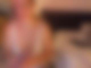 Live-Cam-Show mit amber-disney - Tittyfuck auf Camsoda