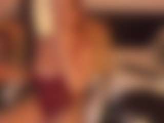 Live cam show with amber-disney - Housewife on Streamer API