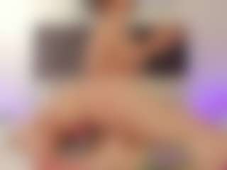 helen-moorex's Live Sex Cam Show
