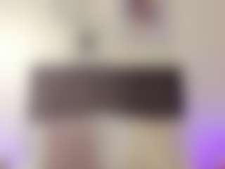 Live cam show with helen-moorex - Normal on xfollow cams