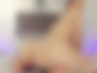helen-moorex's Live Sex Cam Show
