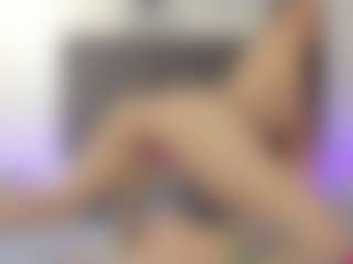 helen-moorex's Live Sex Cam Show