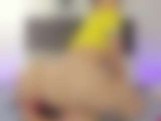helen-moorex's Live Sex Cam Show