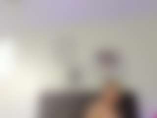 helen-moorex's Live Sex Cam Show