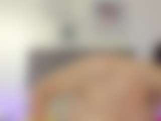 helen-moorex MILF webcam performer live streaming