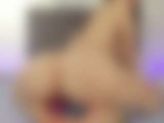 helen-moorex's Live Sex Cam Show