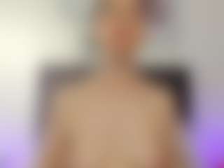 helen-moorex's Live Sex Cam Show