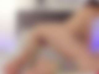 Live cam show with helen-moorex - Tease Red Hair on https://playwithruby.com