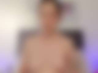 helen-moorex's Live Sex Cam Show