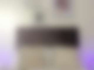 Live cam show with helen-moorex - Green Eyes on Soda Cam