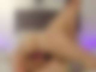 helen-moorex's Live Sex Cam Show