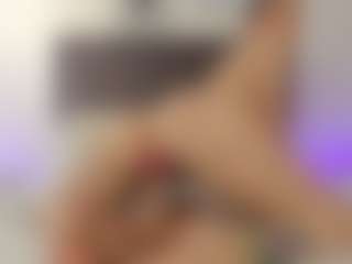 helen-moorex's Live Sex Cam Show