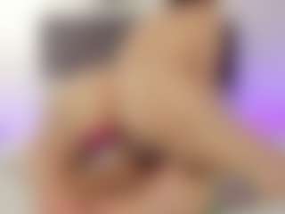 Live cam show with helen-moorex - Tease Red Hair on Fling VIP Chat