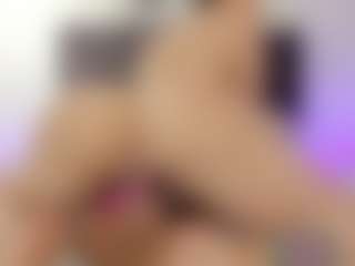 Live cam show with helen-moorex - Bedroom Mature on Camsoda Late Night
