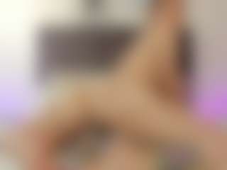 helen-moorex's Live Sex Cam Show