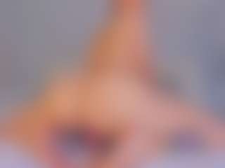 Live cam show with helen-moorex - Ride Torso on Camming Site