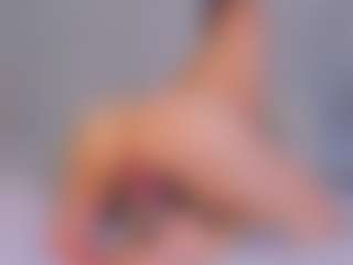 helen-moorex's Live Sex Cam Show