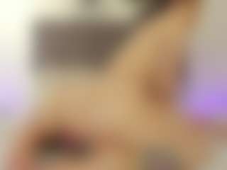 helen-moorex's Live Sex Cam Show