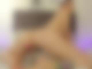 helen-moorex's Live Sex Cam Show