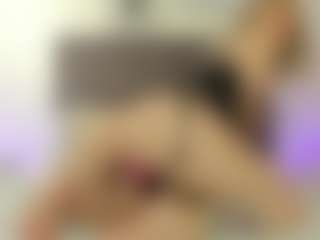helen-moorex's Live Sex Cam Show