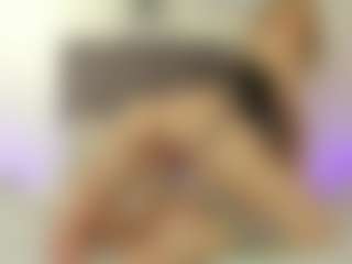 Live cam show with helen-moorex - Hairy Pussy Teen (18+) on xplaylive.com